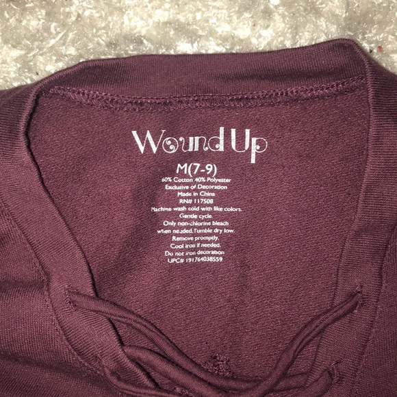 Maroon sweater - Picture 2 of 4